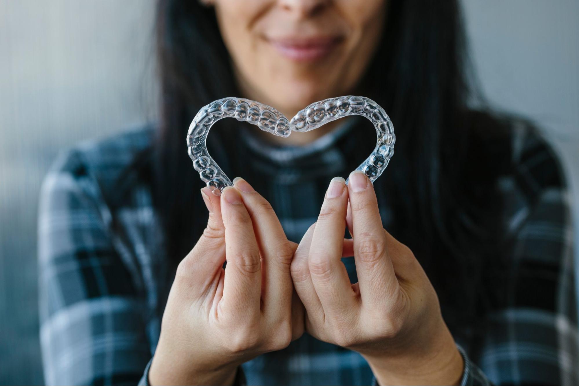 Best Practices for Keeping Clear Aligners Clea